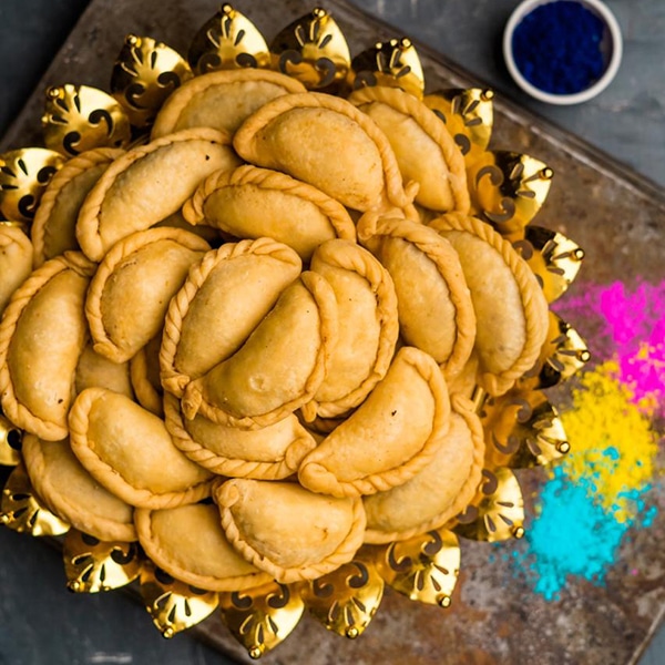 Kesar Khoya Badam Gujiya