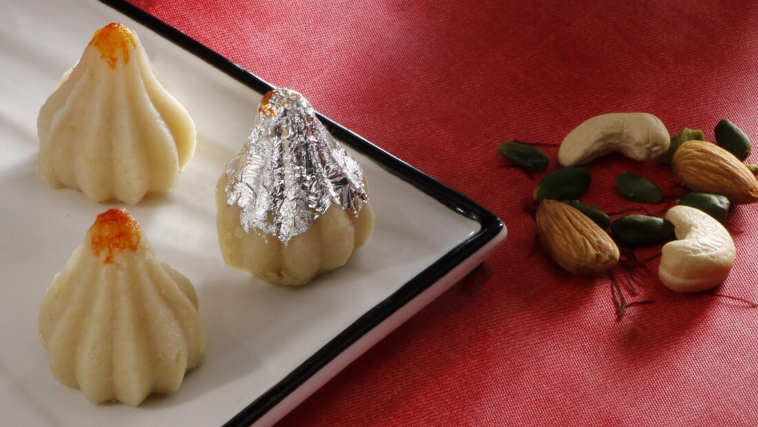 Kaju Modak
