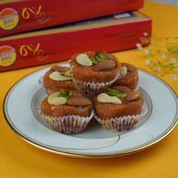 Badam Pinni
