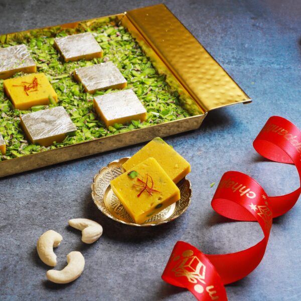 Kaju Kesar Barfi